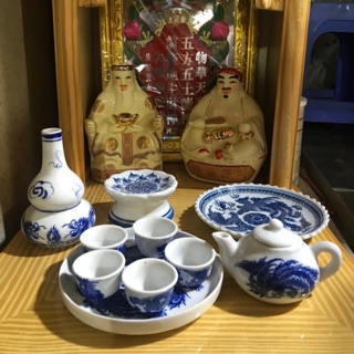 Bộ cốc chén thờ