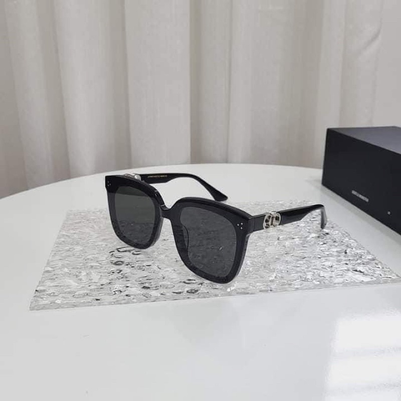 G.M A.n.g.l.3 - Gọng kính râm chống Uv400 cao cấp ( kèm hộp) Jolie Eyewear