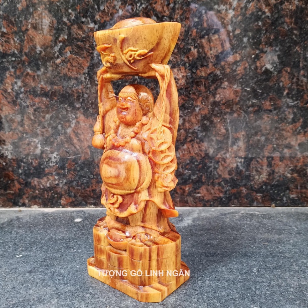 Tượng phật di lặc dâng vàng gỗ huyết long cao 20