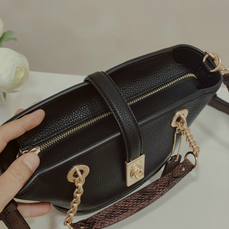 TÚI COACH LANE BUCKET C8399