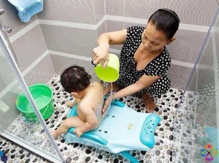 Ghế Gội Đầu Cho Bé