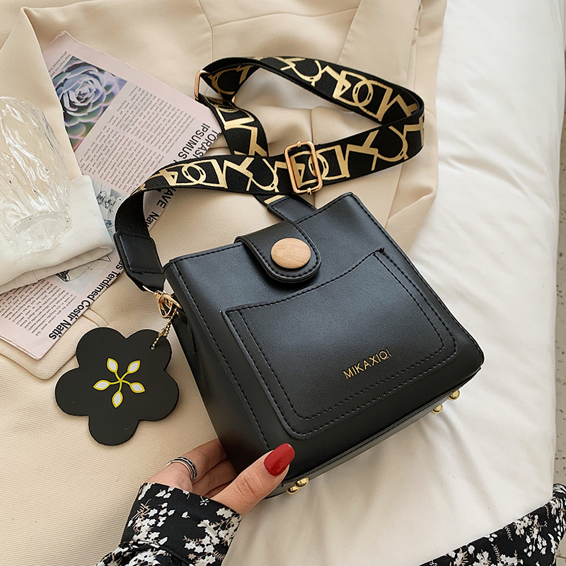 Túi xách IELGY cho nữ thời trang Hàn Quốc 2021