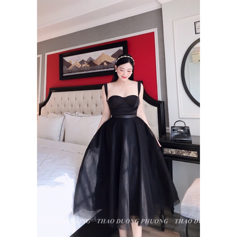 Váy cup ren xoè bồng