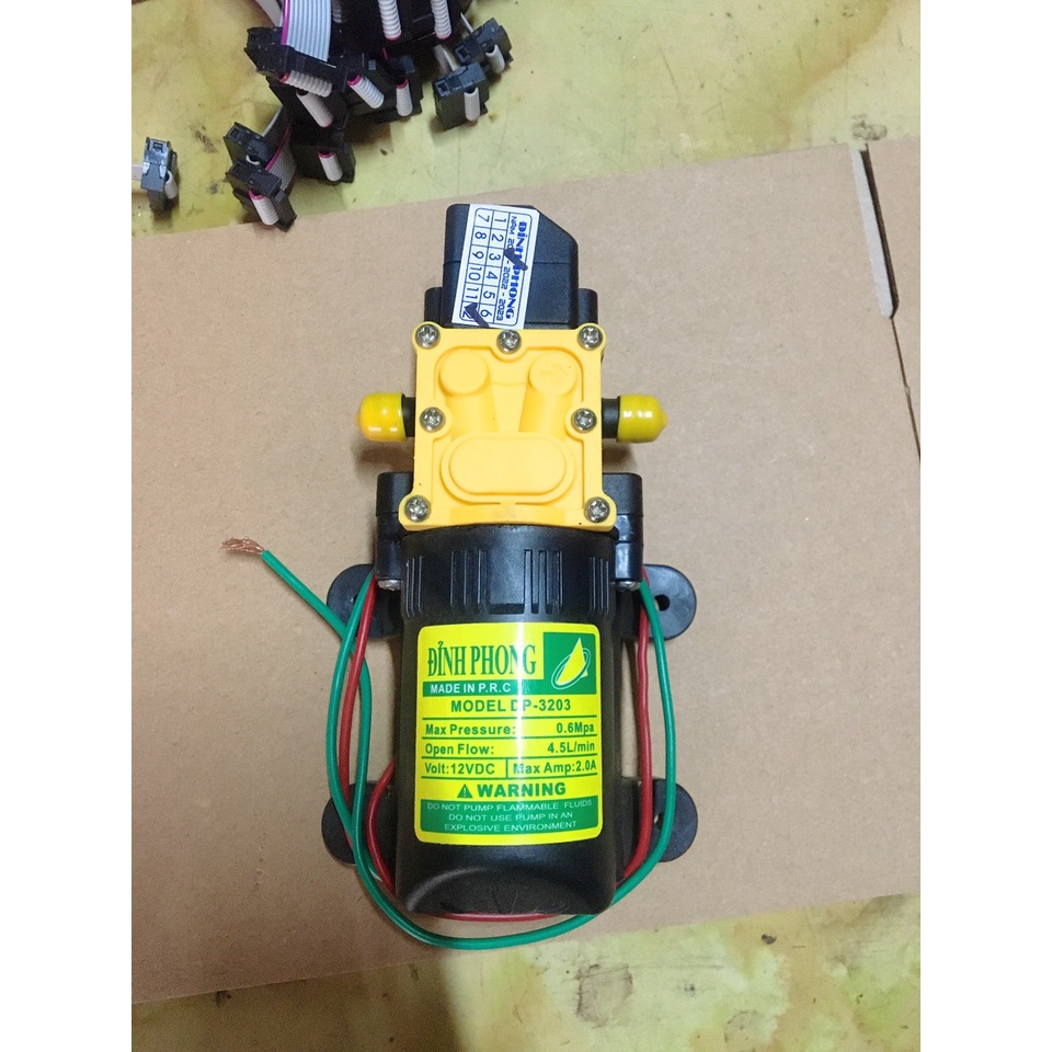 Bộ RỬA XE 12V bơm Đỉnh phong