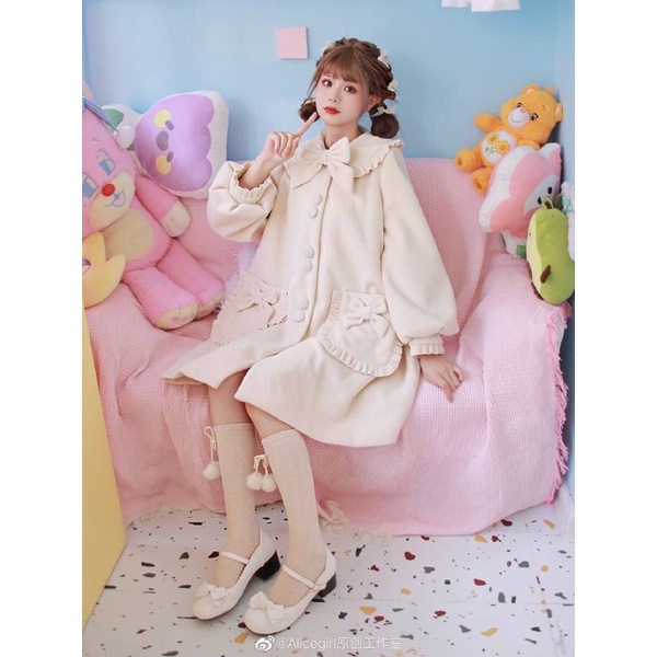 YAS0539-Áo khoác dạ Alice Girl dáng chữ A nhún bèo gắn nơ