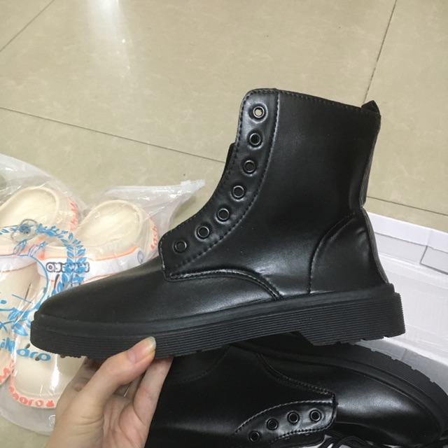 Giày boot order