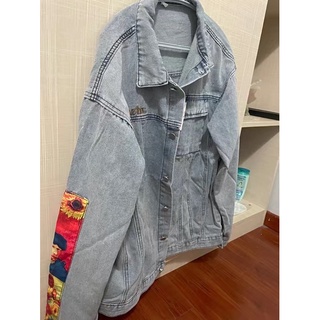 VINTAGE DENIM JACKET
