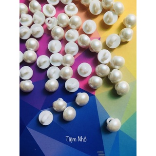 Nút ngọc trai nhựa hình nấm màu trắng ngà, dùng làm cúc áo sơ mi, áo kiểu 1.1cm