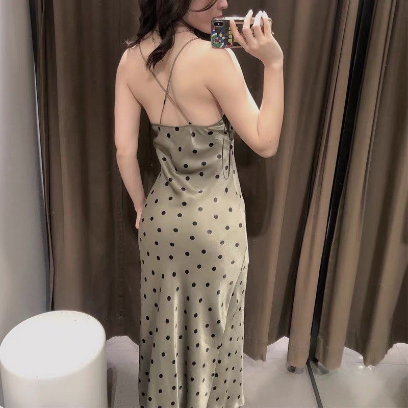 Đầm dây lụa hoạ tiết chấm bi