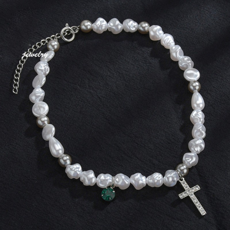 Vòng cổ mặt thánh giá đính đá phong cách thời trang cho nữ