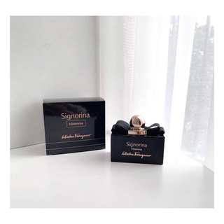Nước hoa Nữ Signorina ( Hồng đen ) 10ml