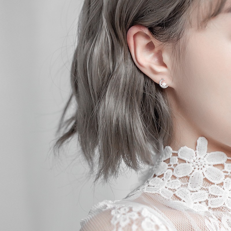 Bông tai bạc nữ nám đá hình trăng sao nhỏ xinh DaLiA Jewelry khuyên tai chuẩn bạc 925 cho nàng