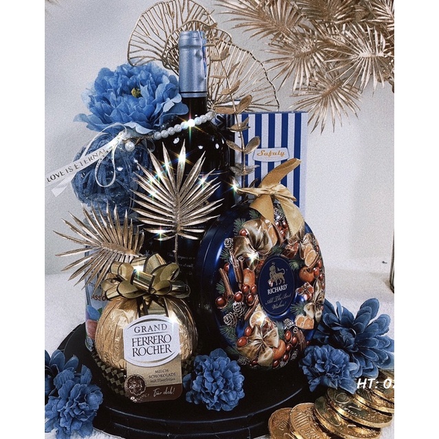 Set quà tết cao cấp vang-trà- cầu vàng rocher-kẹo