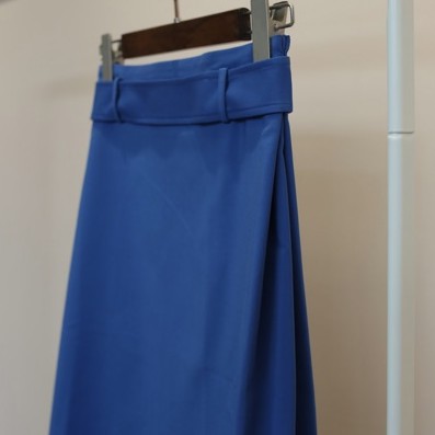 Chân Váy Chữ A MOMOCO, Thiết Kế Đai Cạp Ly Bên Trẻ Trung M1217