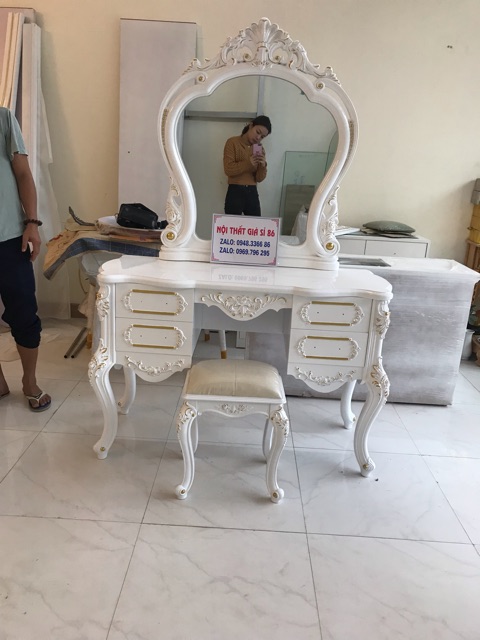 Bàn trang điểm khung nhập BT100