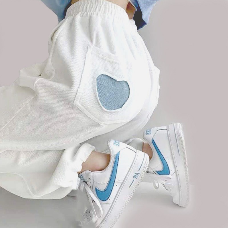 Quần jogger tim KA Closet có 2 màu Đen Trắng 2 size M, L chất umi đanh mịn không xù dầy, tim đẹp, chun ống from rộng