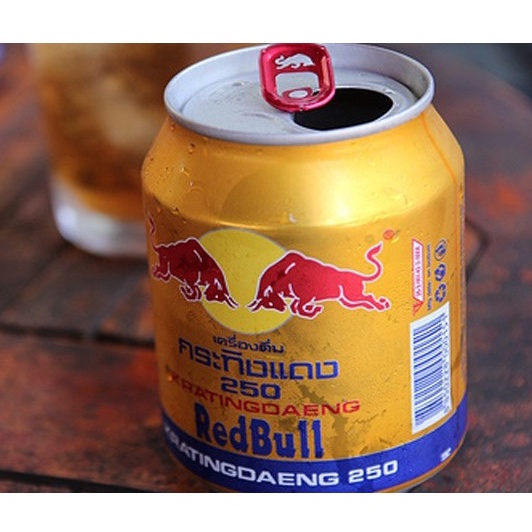 Nước tăng lực RedBull Thái lon 250ml - hàng Thái Lan 100%