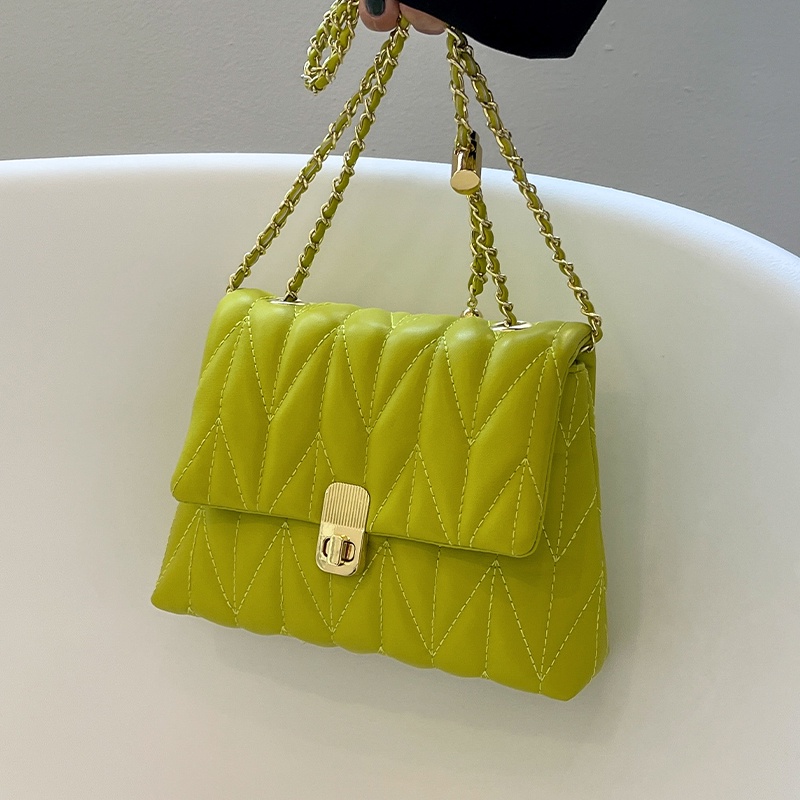 Túi đeo chéo IELGY có khóa thời trang dễ phối đồ dành cho nữ