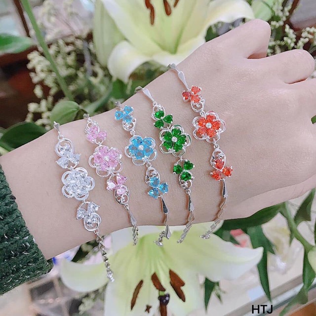 LẮC TAY NỮ 3 BÔNG HOA ĐỦ 5 MÀU NHƯ ẢNH