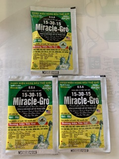 Phân bón lá Miracle Gro 15-30-15