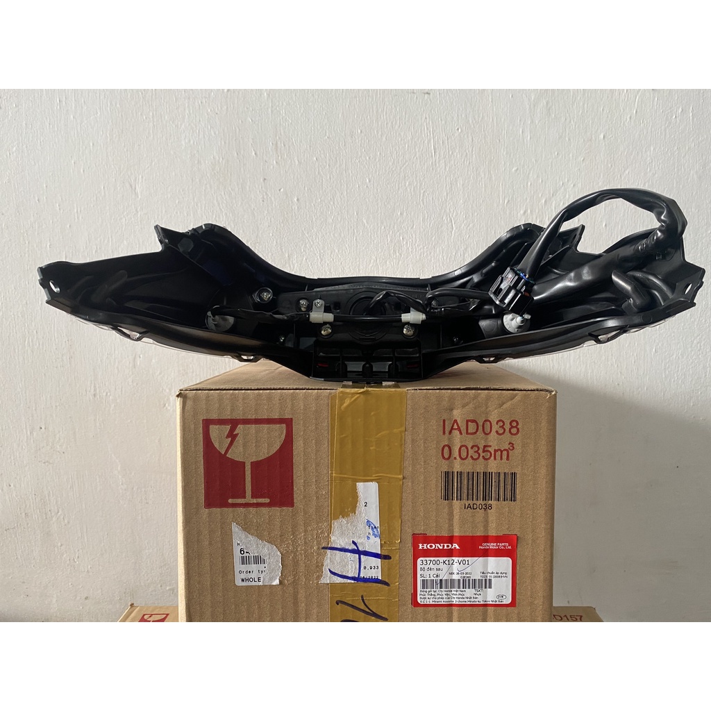 Bộ đèn sau - đèn hậu HONDA LEAD 125 năm 2018-2019-2021-2022. 33700K12V01