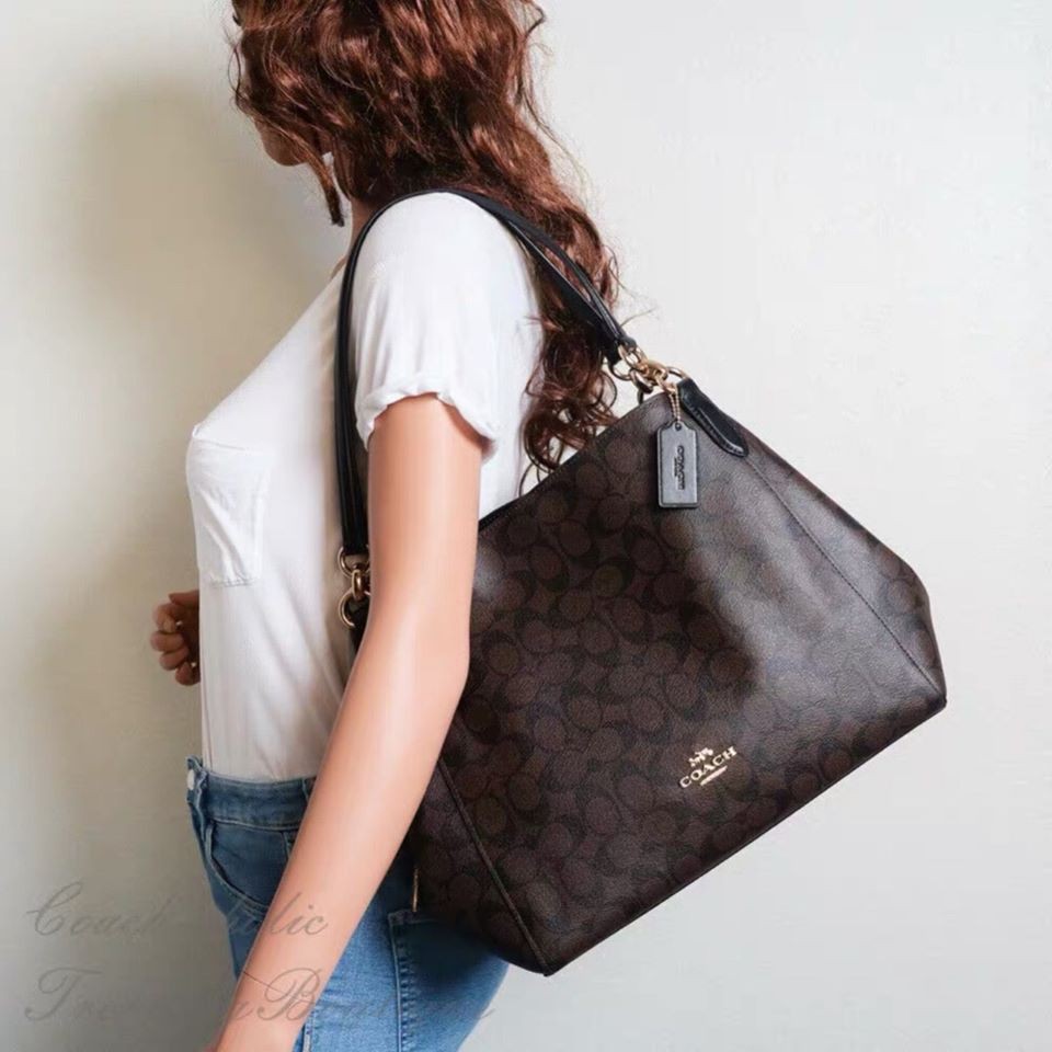 TÚI XÁCH COACH HALLIE SHOULDER BAG