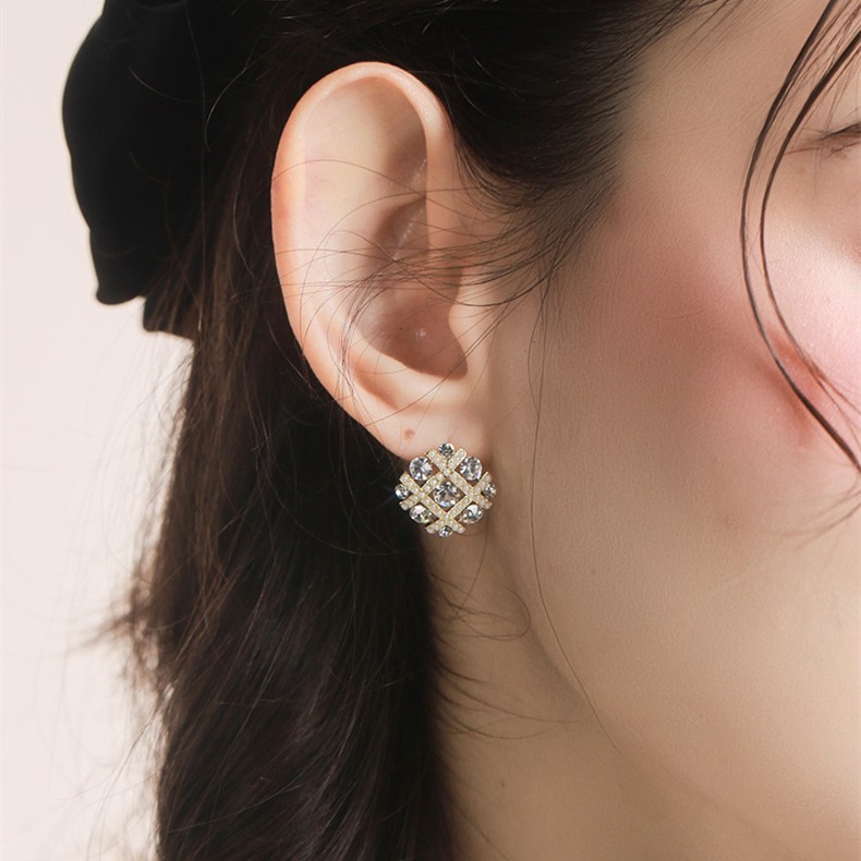 XiaoboACC 925 Silver Needle Korean Fashion Rhinestone Pearl Square Earrings