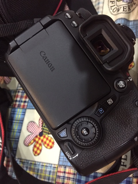 Canon Eos 70d ít dùng còn mới giao dịch tại Đà Nẵng