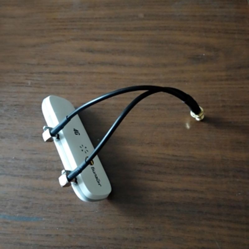 Dây cáp chia cổng SMA Female sang 2x TS9 Male 15cm