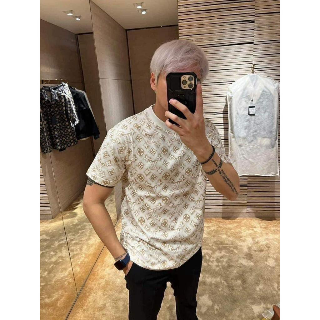 Áo T-shirt Louis Vuitton họa tiết monogram LA on web