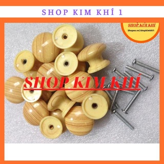 Núm tủ có kèm vít