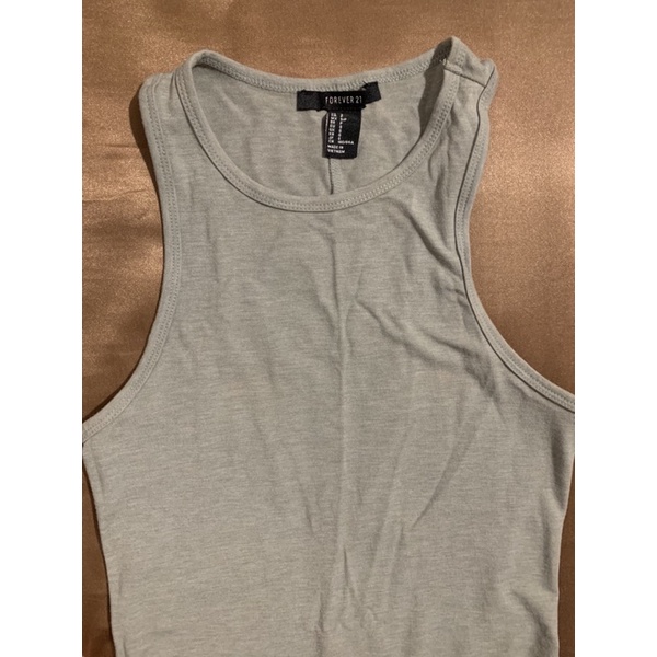 Đầm body ba lỗ F21