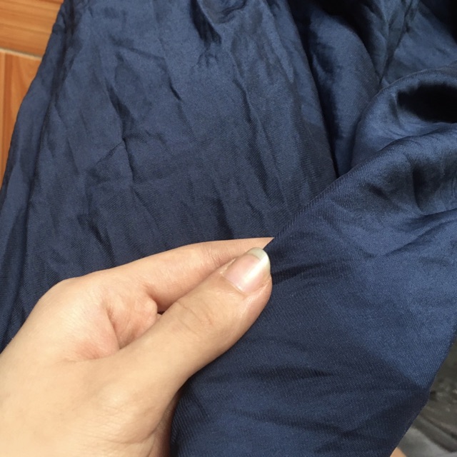 1kg sale Vải hai mặt lanh lụa màu xanh than và đen than khổ 1,3m của Vải rẻ HB shop