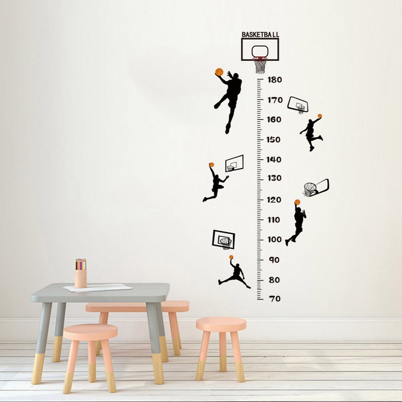 Decal Dán Tường Hình Cậu Bé Chơi Bóng Rổ Đo Chiều Cao Cho Bé