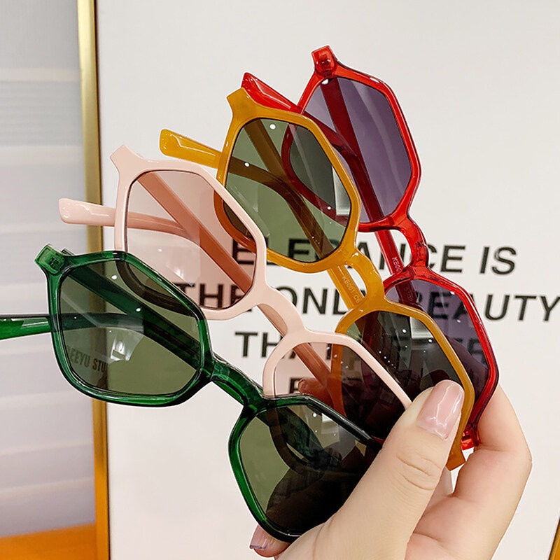 Kính Chống Nắng PTQ UV Nhiều Màu Sắc Thời Trang Dành Cho Người Lớn