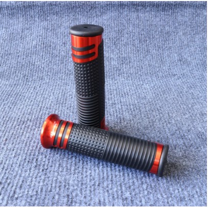 CẶP BAO TAY TRANG TRÍ XE MÁY CAO SU TỰ NHIÊN PHỐI NHÔM 2 ĐẦU TINH TẾ ( NHIỀU MÀU)