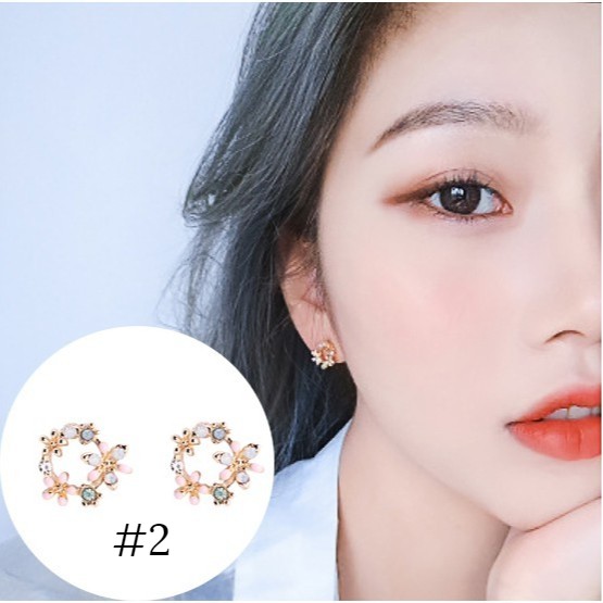 Khuyên Tai Vòng Hoa Đính Hạt Giả Ngọc Trai A78