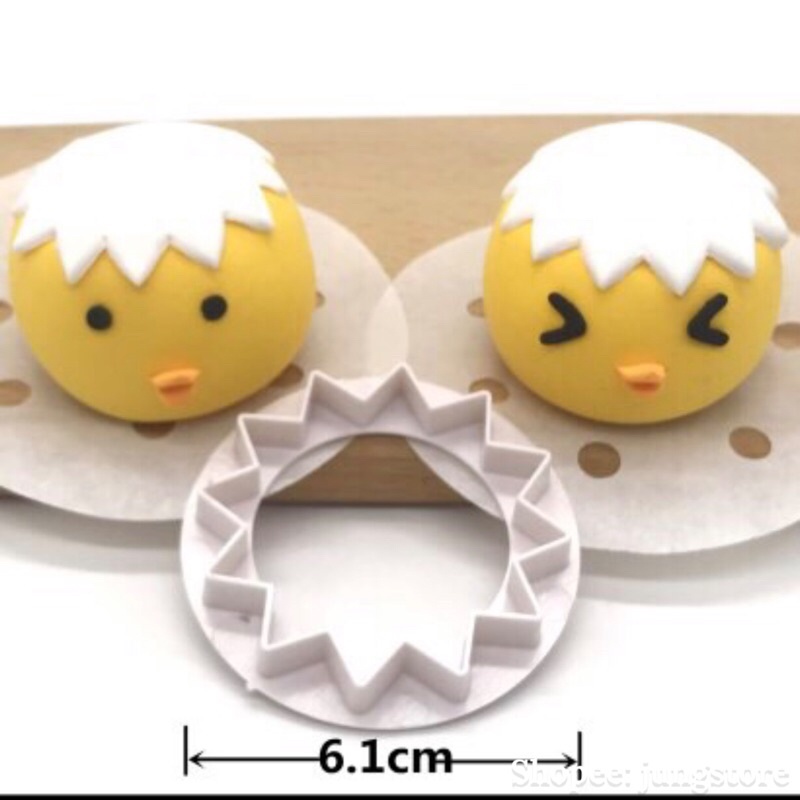 Khuôn bánh bao tạo hình mũ gà, mũ heo hình vỏ trứng