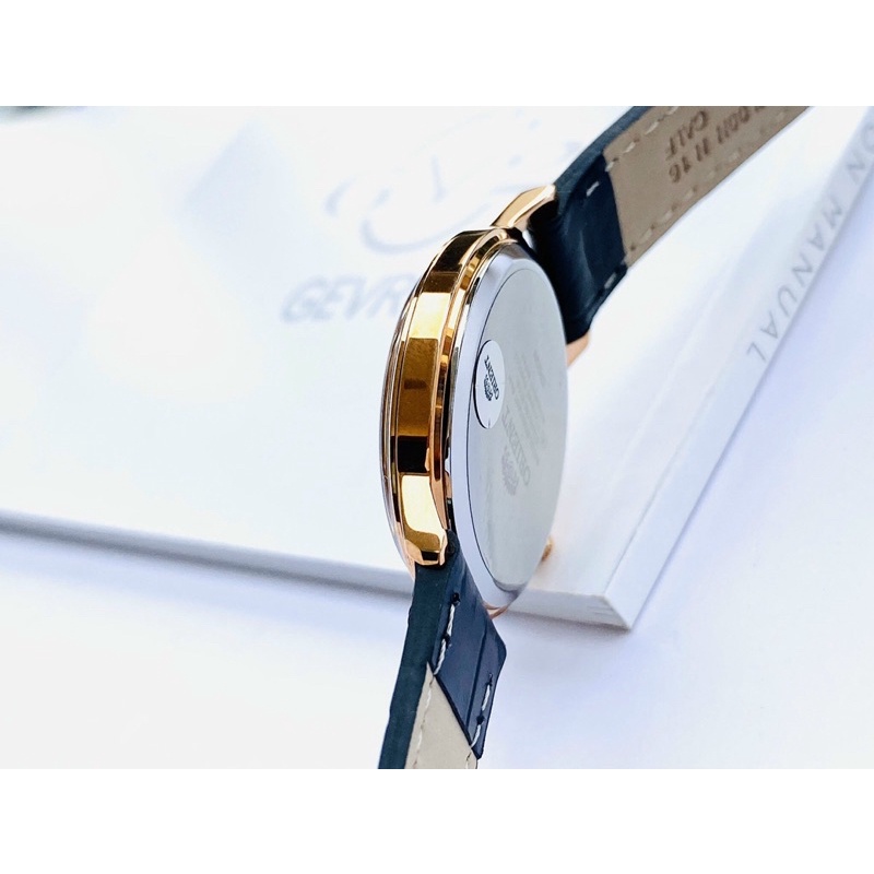 Đồng hồ nữ dây da Orient Slim Quartz RA QC1703B10B