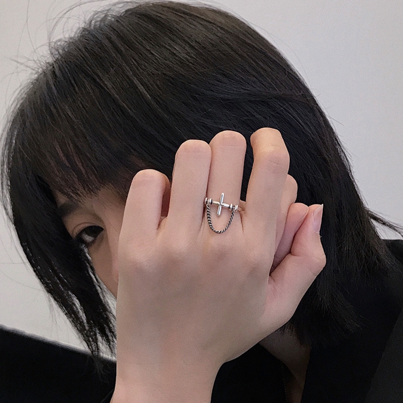 Women's cross ring Chain ins hip hop fashion