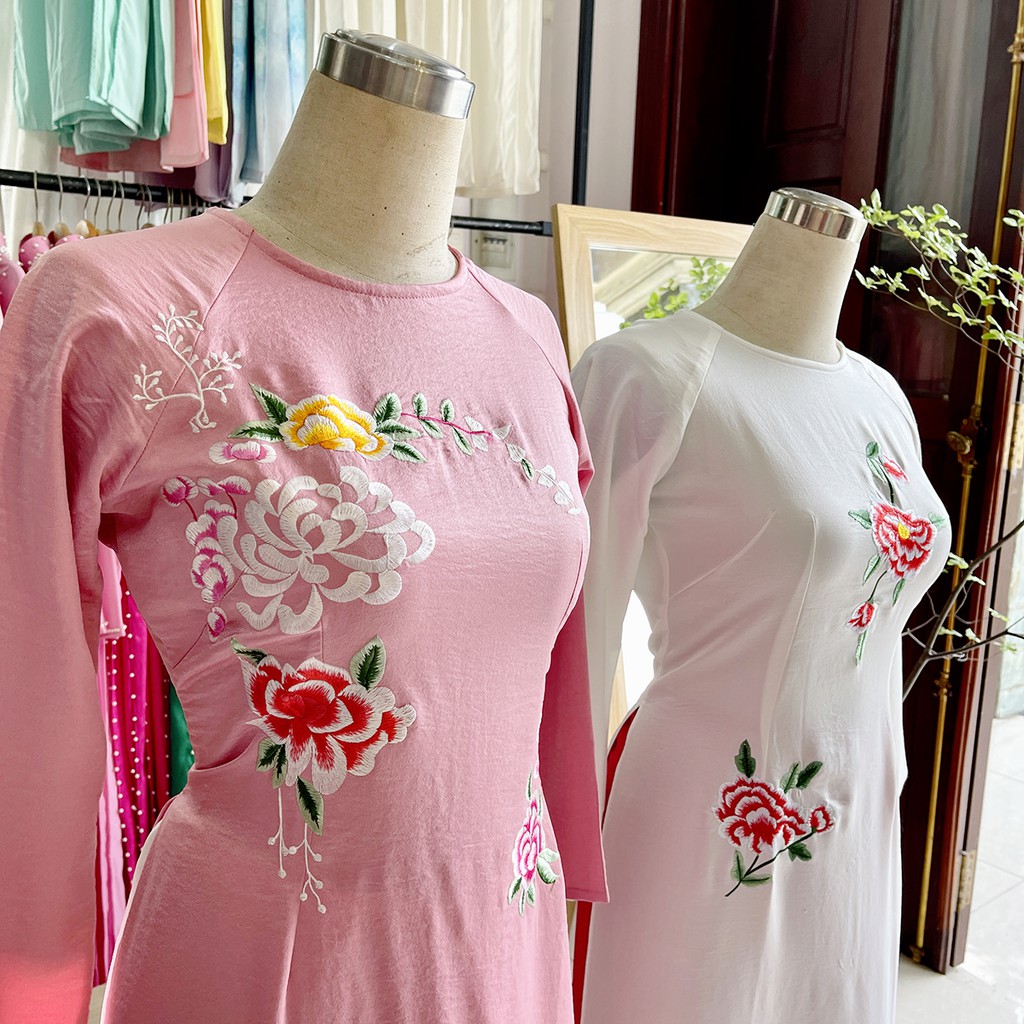 Áo dài thêu hoa cúc, áo dài cưới màu hồng - trắng hoa đỏ