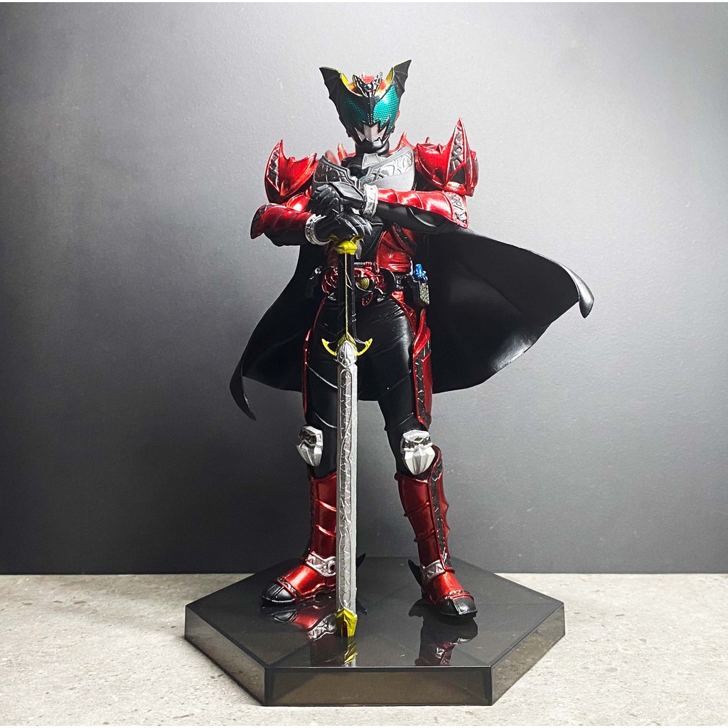 Banpresto DXF Kamen Rider Dark Kiva Red Ant Masked