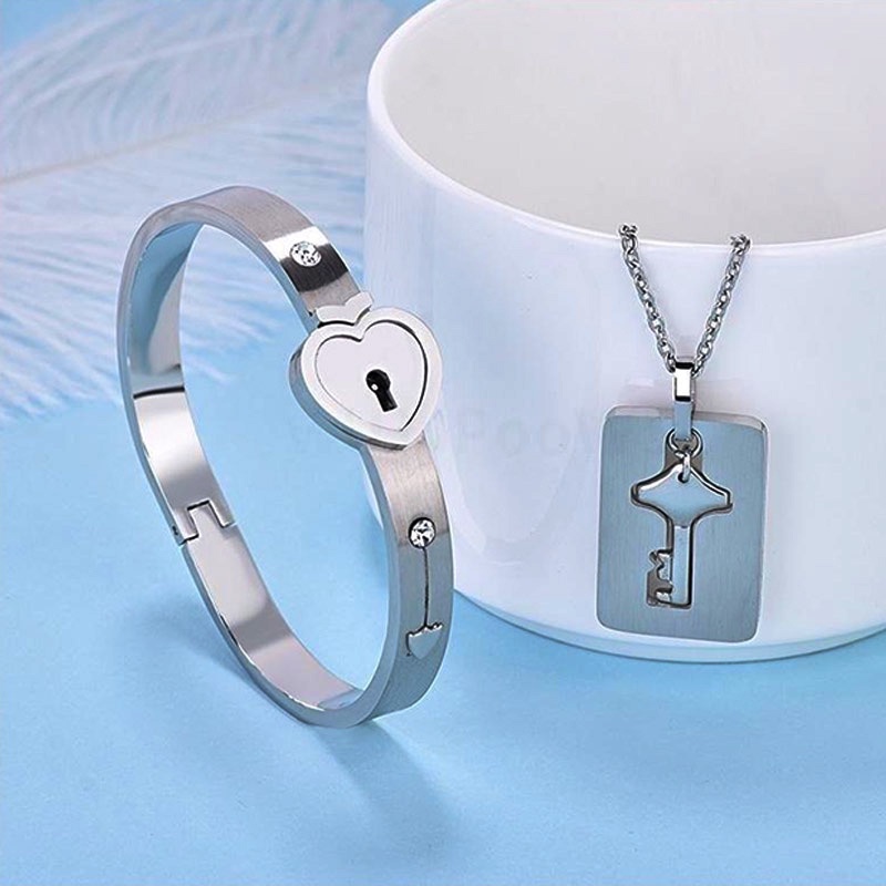 Set 2 Vòng cổ/Vòng Tay Mặt Ổ Khóa Trái Tim/ Chìa Khóa Bằng Thép Không Gỉ Màu Bạc Thời Trang Dành Cho Các Cặp Đôi