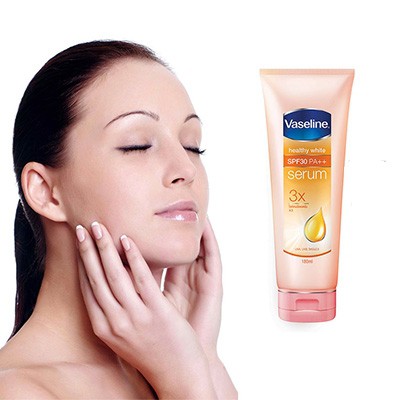 TINH CHẤT DƯỠNG THỂ VASELINE - Healthy White Urban Defense Serum SPF30 PA++ 180ml - MYLA SHOP