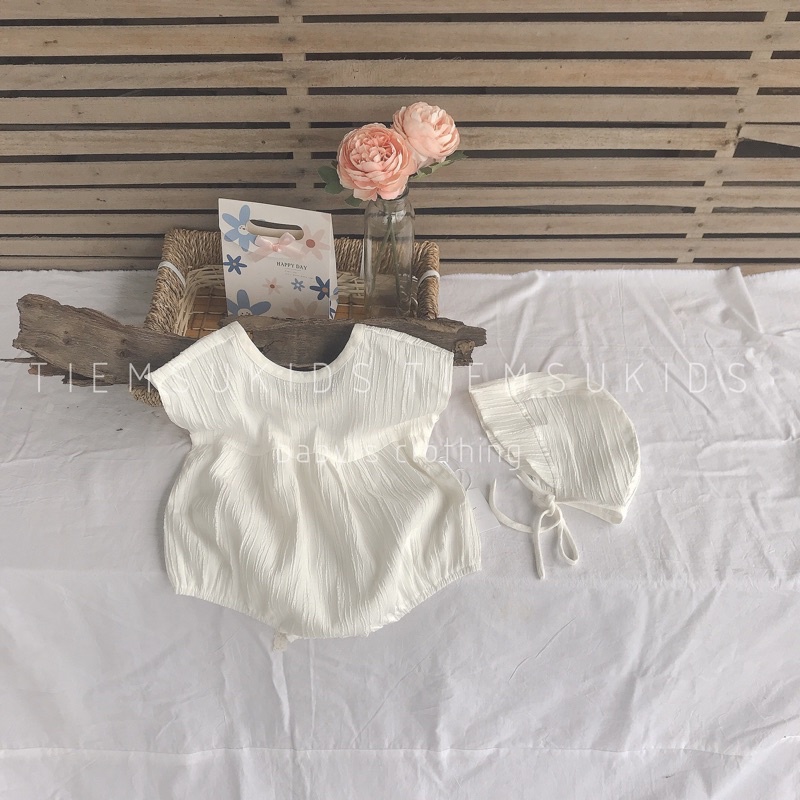 HÀNG THIẾT KẾ - Suit cổ nơ sau vai chờm kiểu dáng rộng kèm mũ cho bé gái