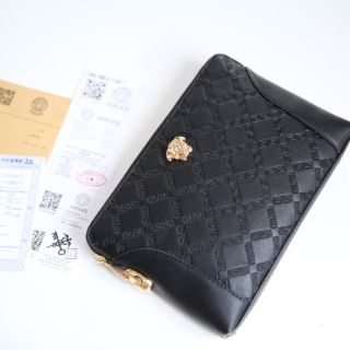 Cầm tay versace mã số