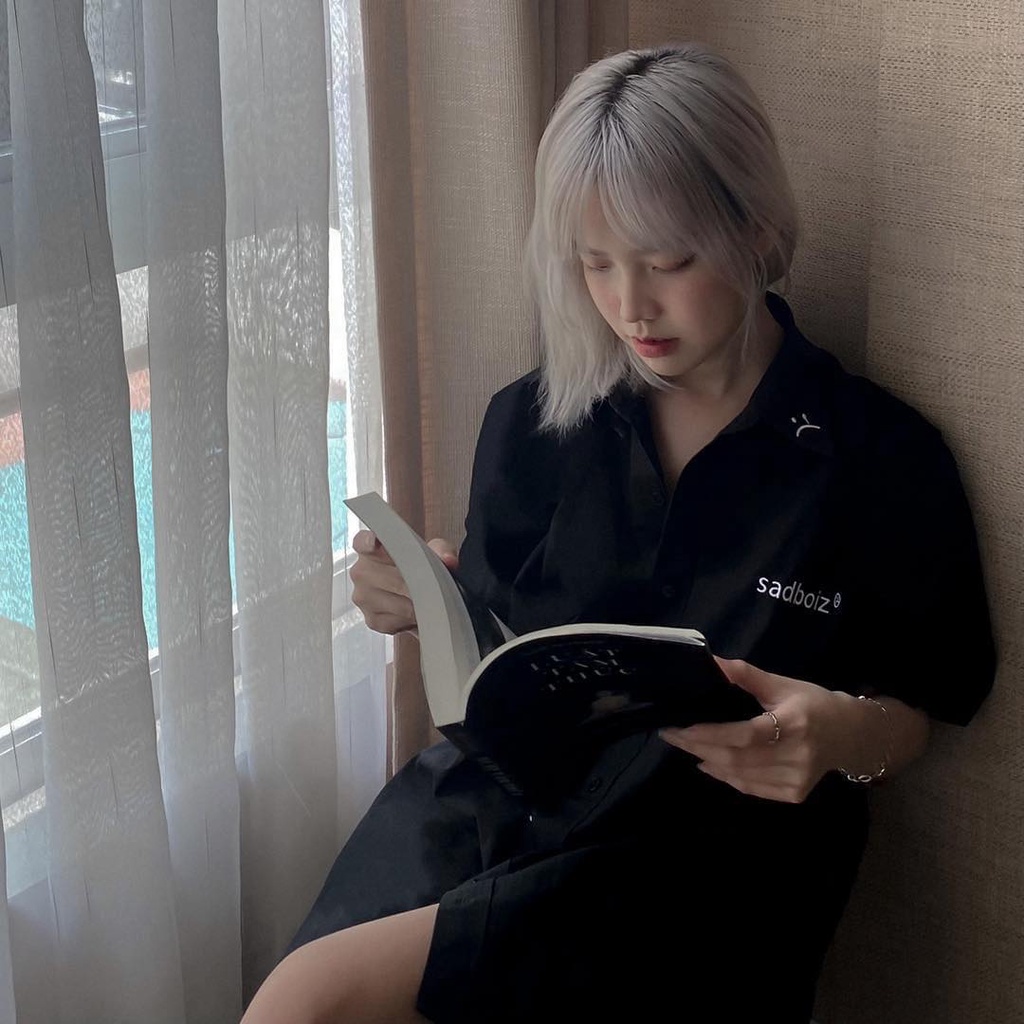 Áo sơ mi SAD BOIZ SIGNATURE OVERSIZED SHIRT - BLACK | BigBuy360 - bigbuy360.vn