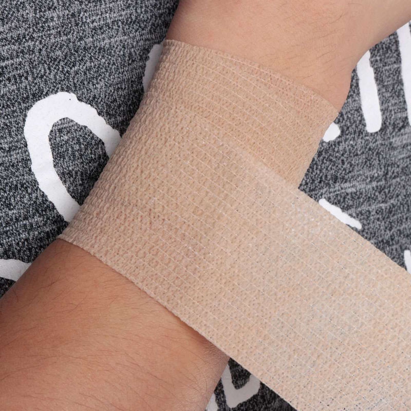 Băng quấn bảo vệ cổ chân khi chơi thể thao
