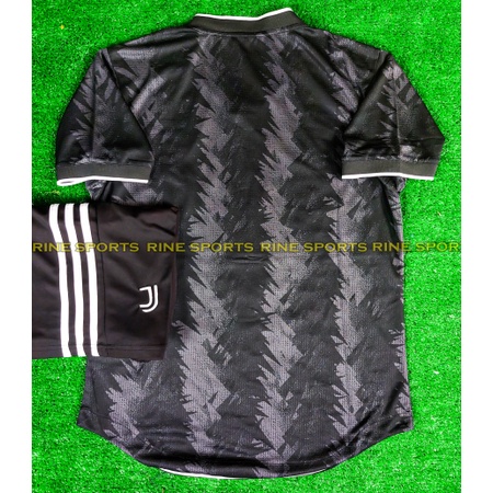 Bộ áo bóng đá Juve đen hàng Thailand năm 2022 – 2023 chuẩn thi đấu 99%