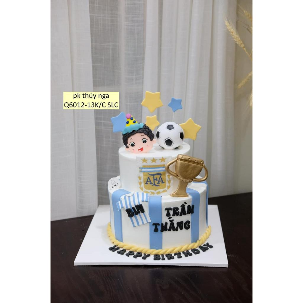 Tượng Silicon Bé Trai Kute Đội Mũ Sinh Nhật Chấm Bi